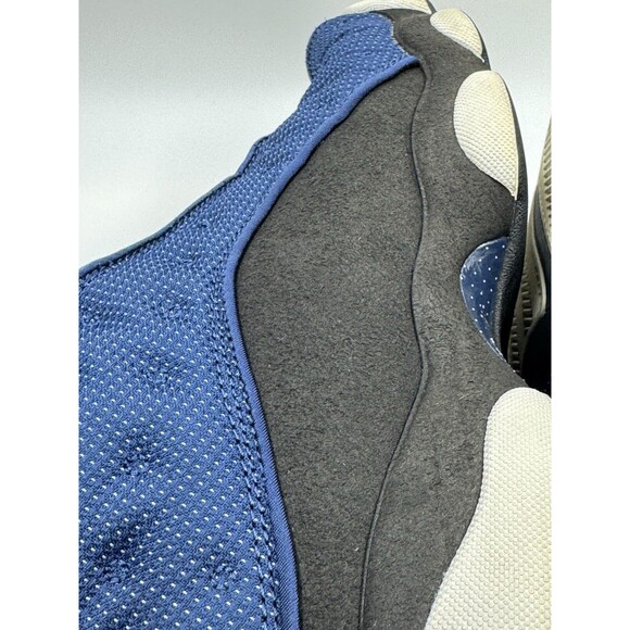 Size 10 - Jordan 13 Retro Navy 2021DJ5982-400 - Picture 11 of 16